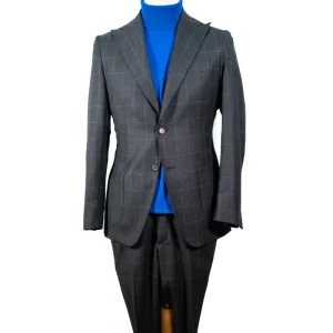 ABITO GRIGIO SCURO A QUADRI