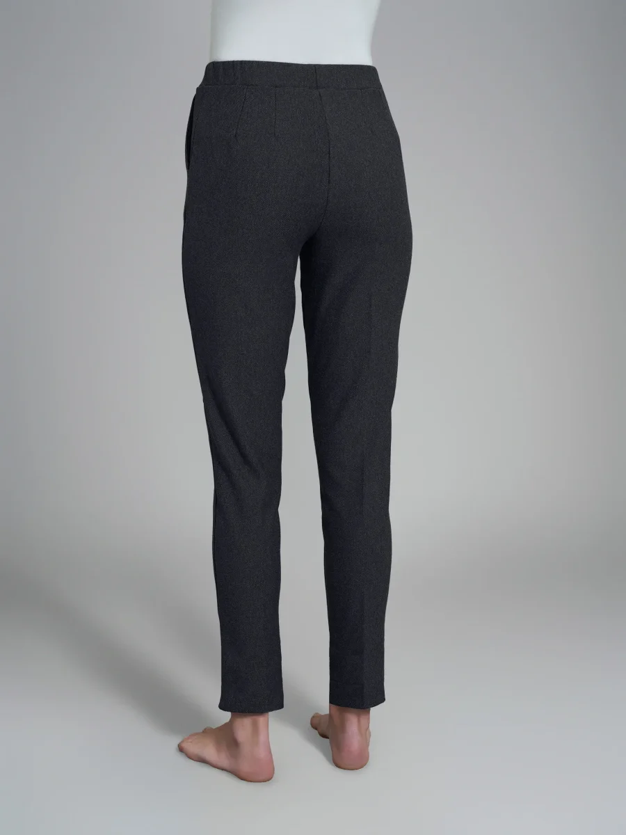 Pantalone chino in maglia flanella - Nero Mel. - immagine 3