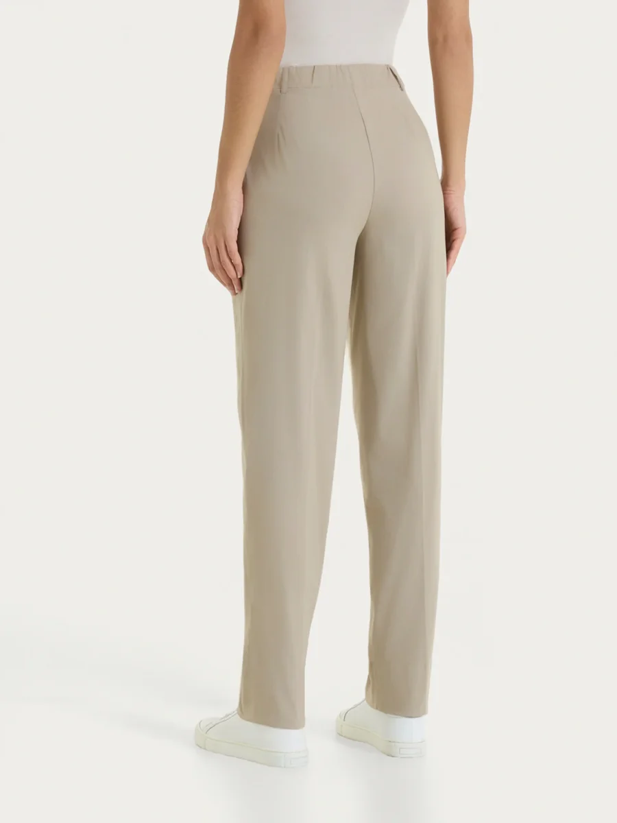 Pantalone a carota con tasche in Super Fresh - Crockery - immagine 5