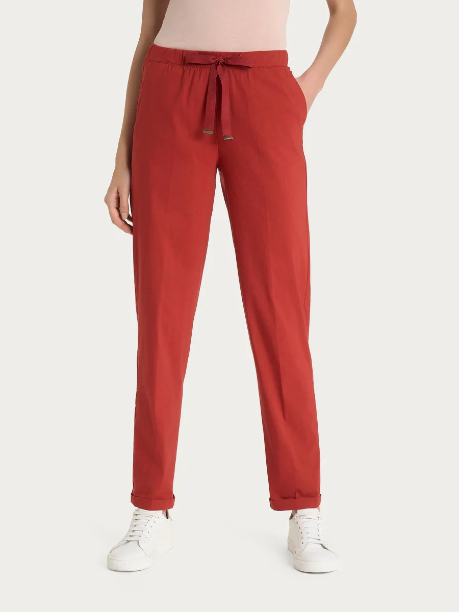 Pantalone jogger con tasche in Super Fresh - Red Ochre