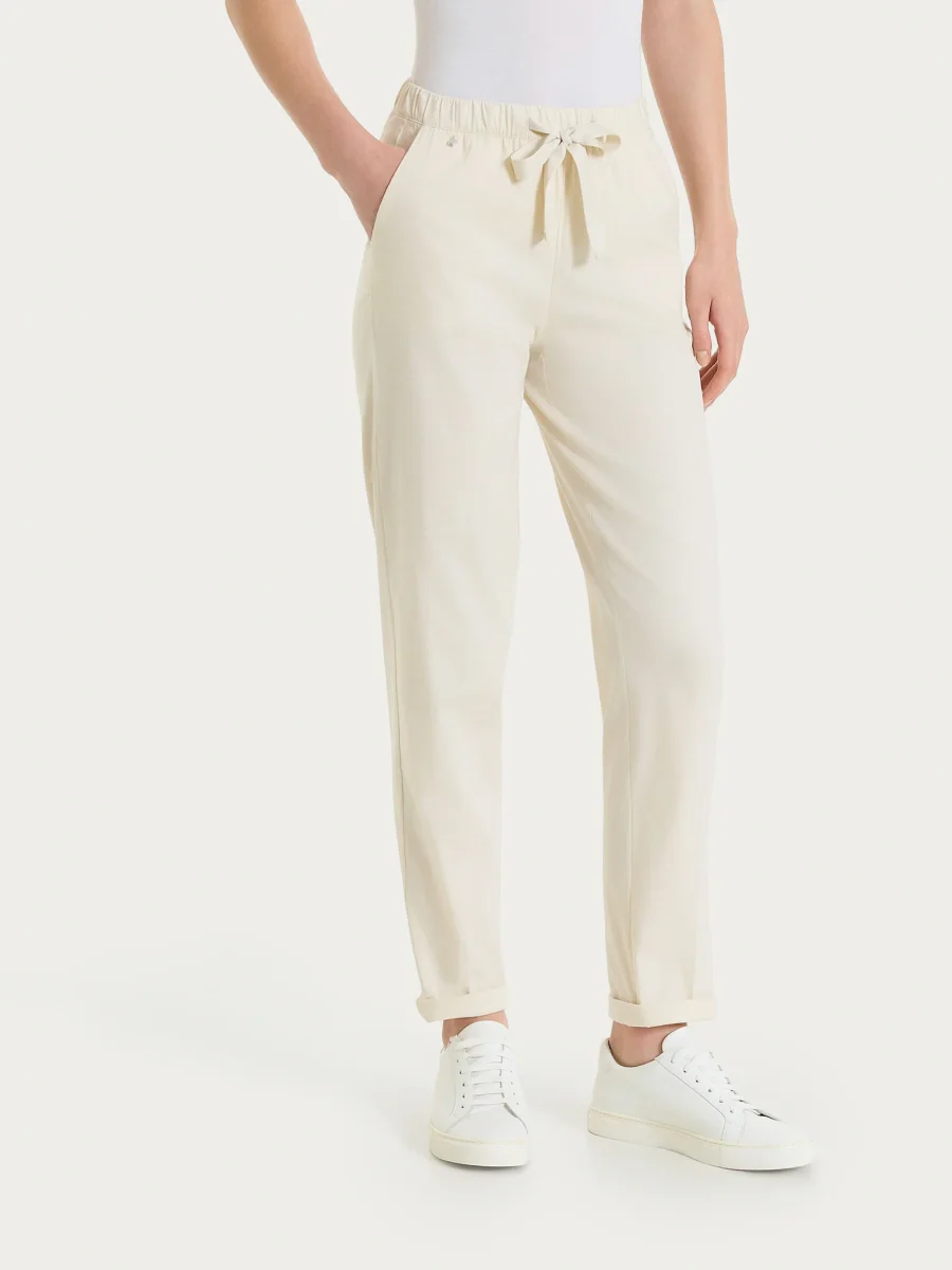 Pantalone jogger con tasche in Super Fresh - Whitecap Gray - immagine 4