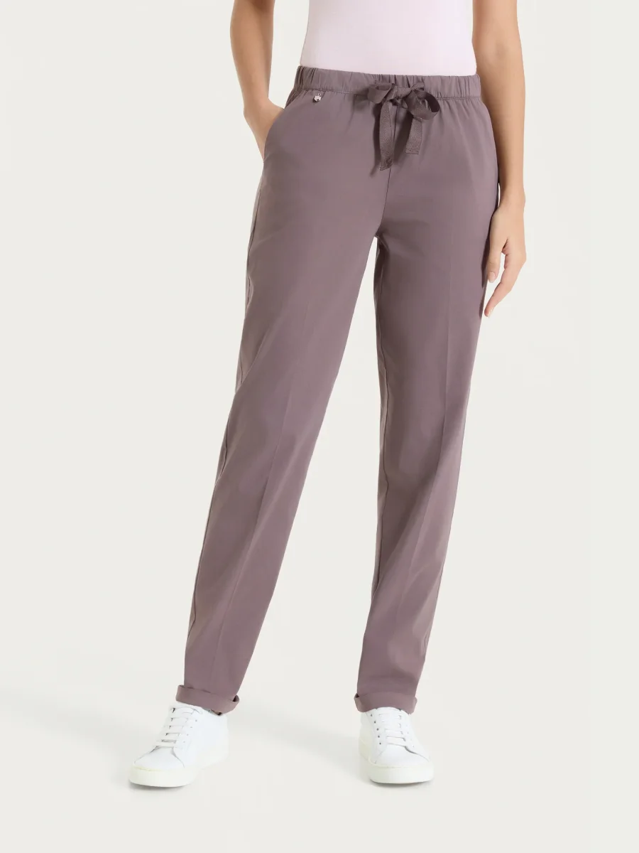Pantalone jogger con tasche in Super Fresh - Plum Truffle - immagine 3
