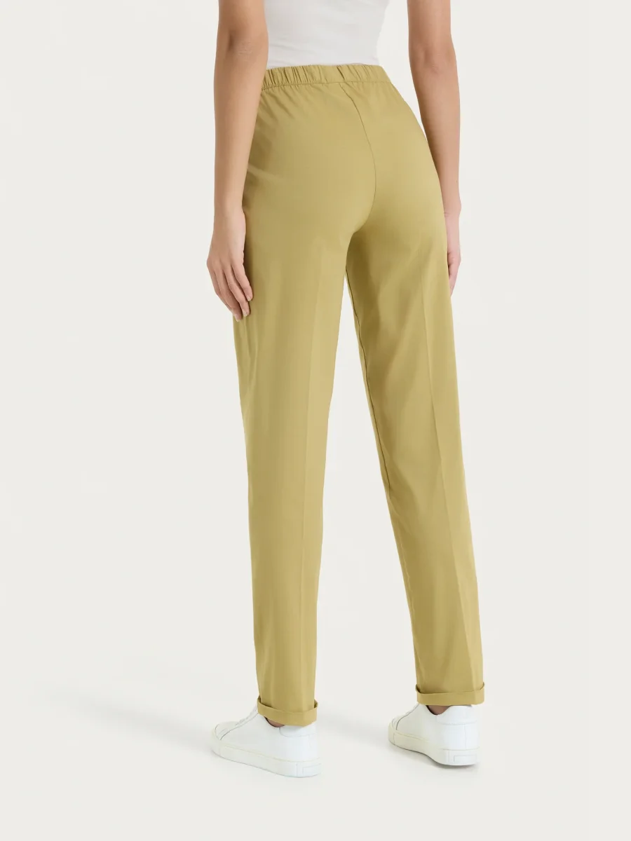 Pantalone jogger con tasche in Super Fresh - Khaki - immagine 5