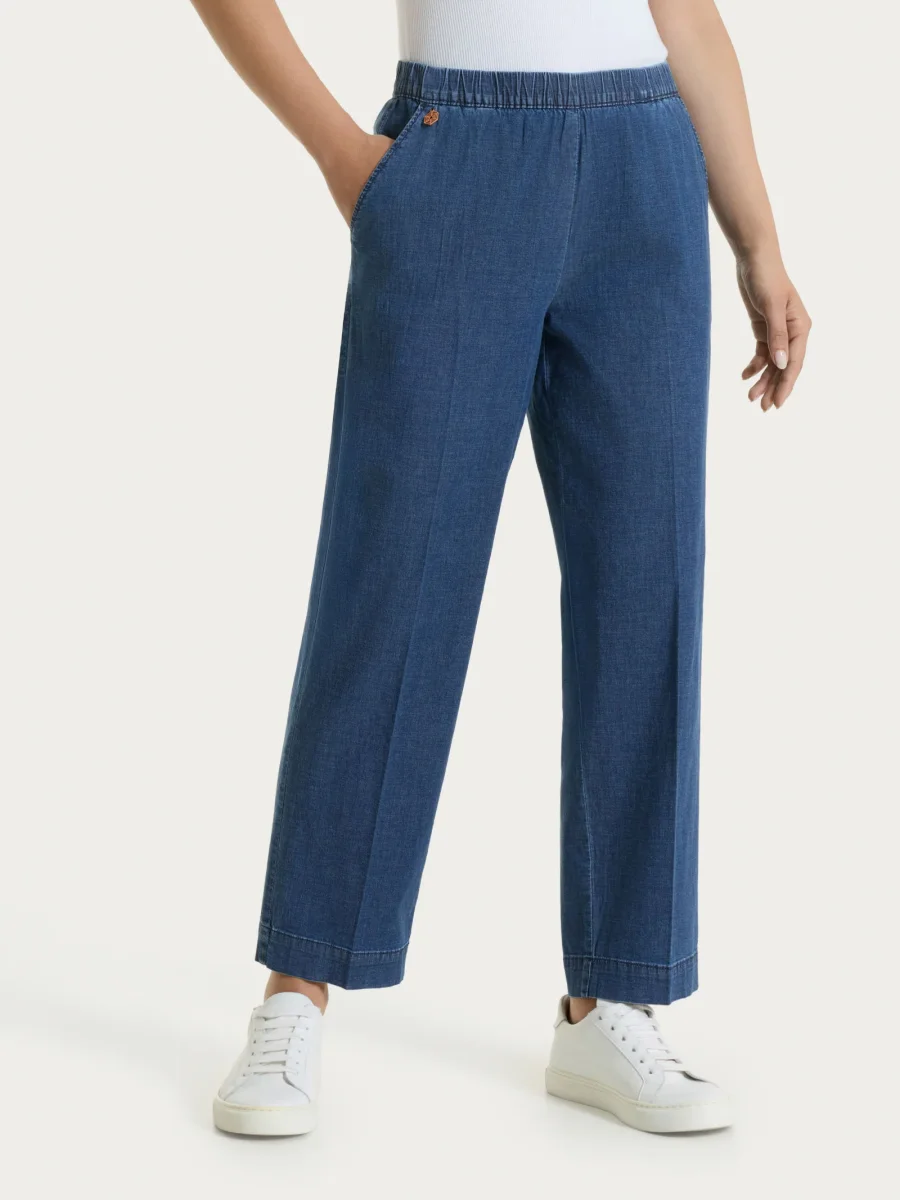 Jeans a gamba dritta con tasche in Super Light Denim - Indigo - immagine 2