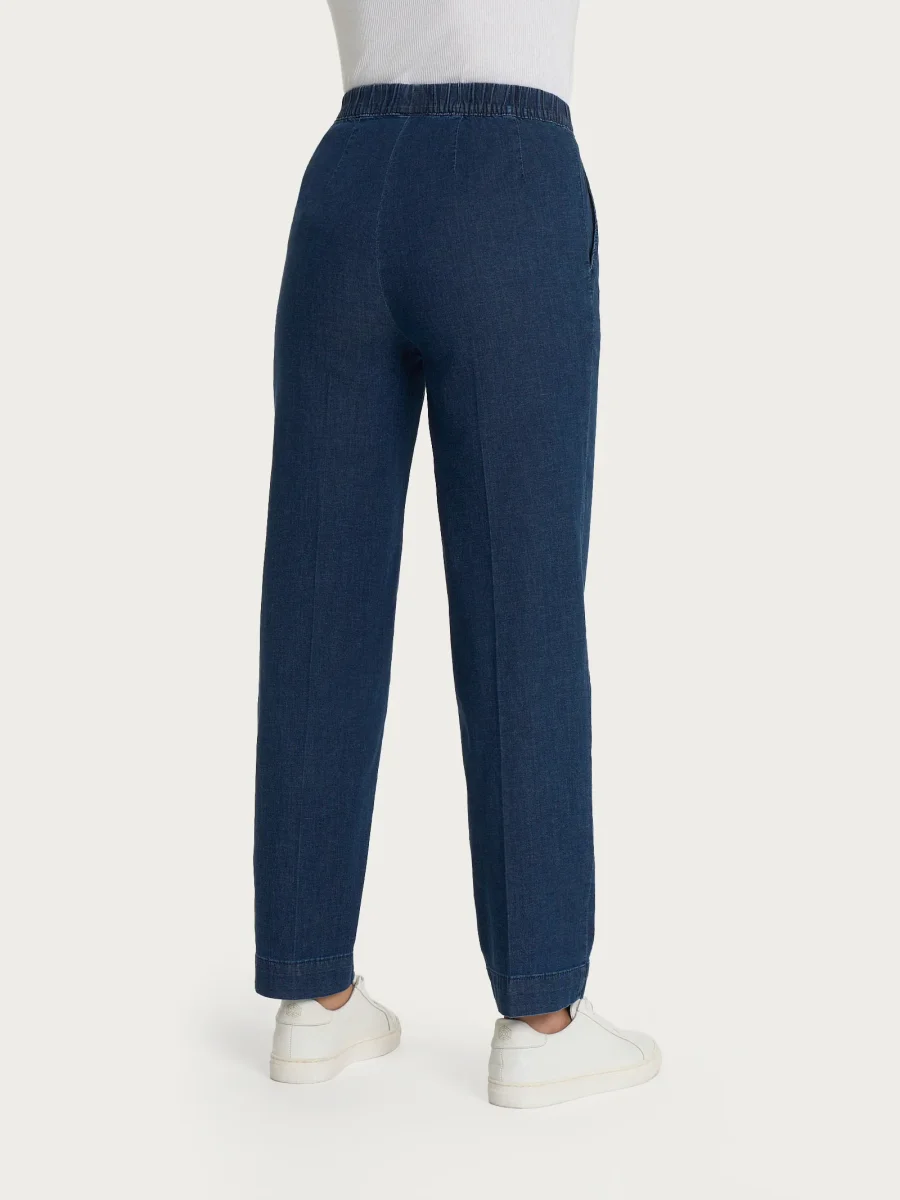 Jeans a gamba dritta con tasche in Super Light Denim - Indigo - immagine 5