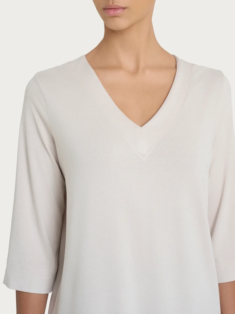 Maglietta con doppio scollo a V in jersey di viscosa crêpe - Champignon - immagine 4