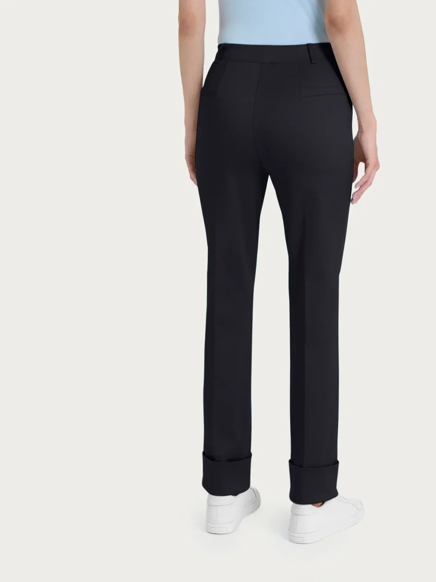 Pantalone slim dritto in Satin Power - Nero - immagine 3