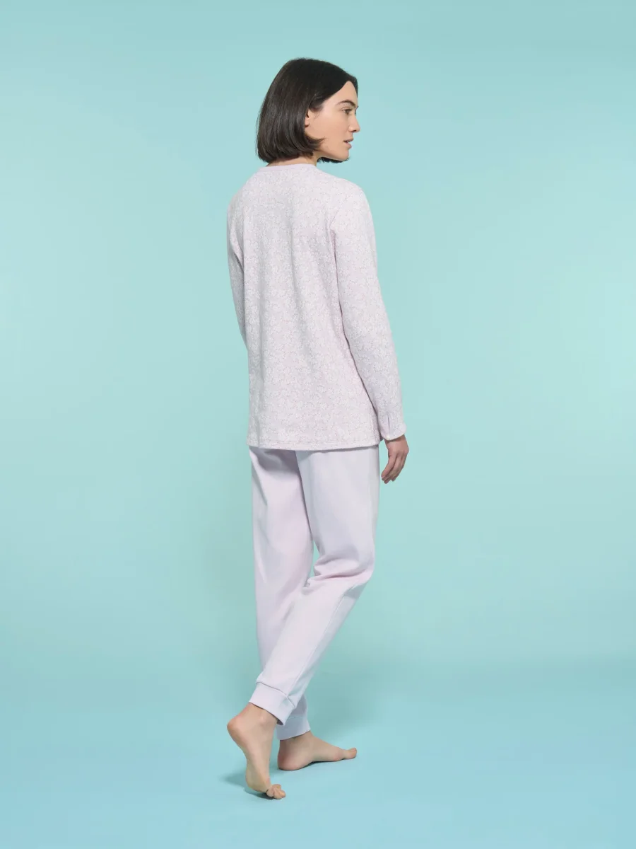 Pigiama a serafino con fiori in interlock di caldo cotone - Fant. Lavender Fog - immagine 3