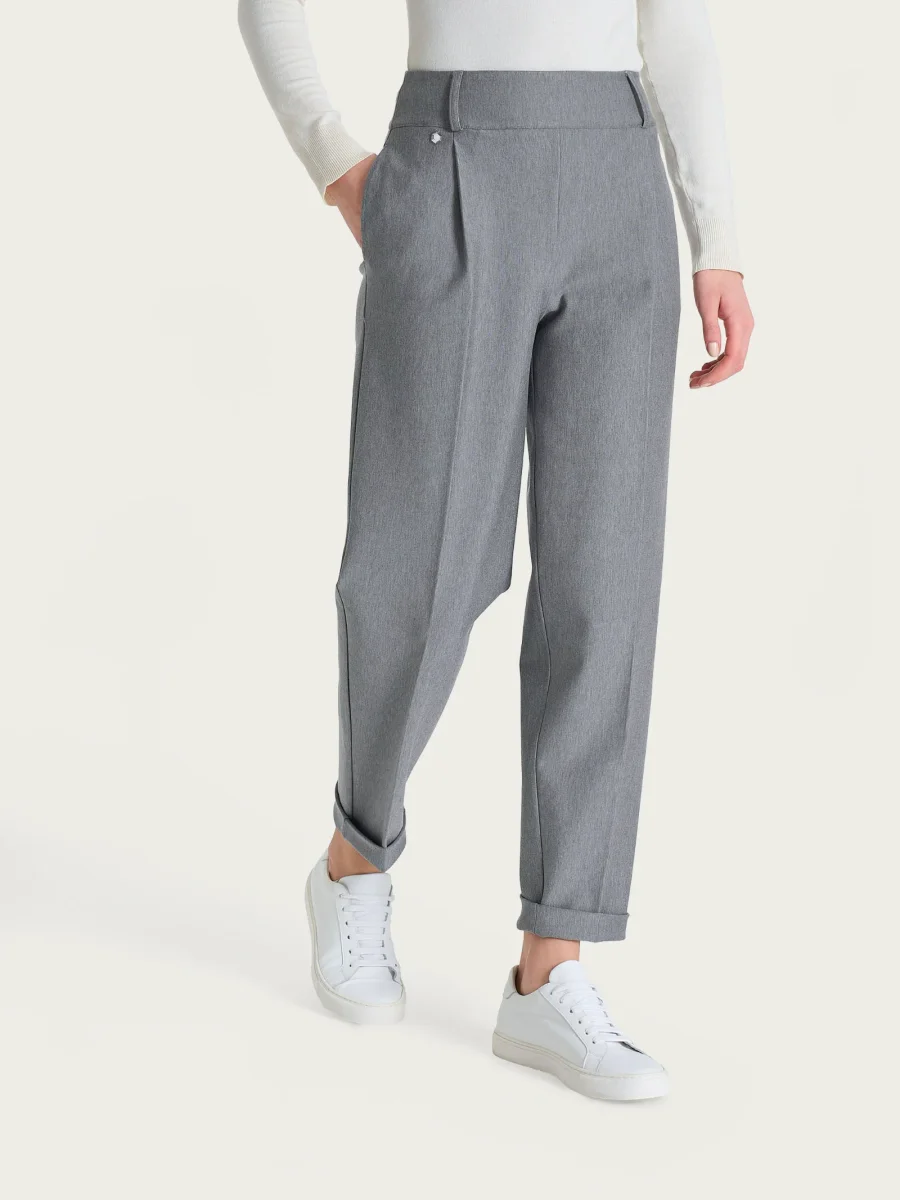 Pantalone a carota con tasche e pinces in Compact - Grigio Mel. - immagine 3