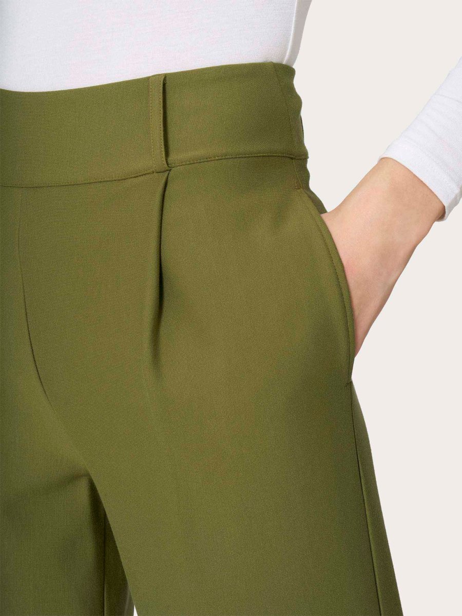 Pantalone a carota con tasche e pinces in Compact - Sphagnum - immagine 4