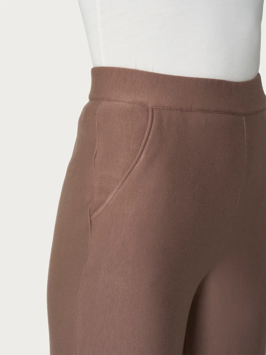 Pantalone palazzo con tasche in Eco Techno Fleece - Pine Bark - immagine 4