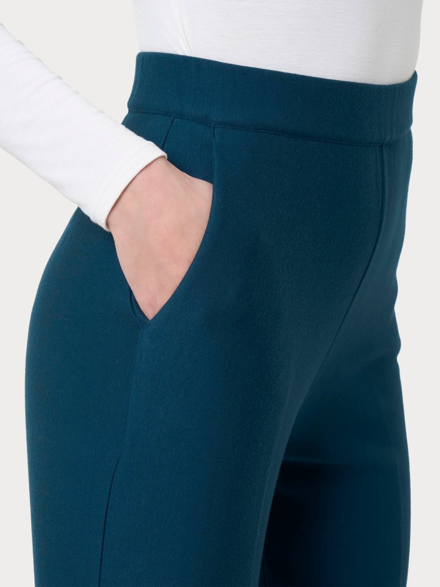 Pantalone flare con tasche in Eco Techno Fleece - Reflecting Pond - immagine 4