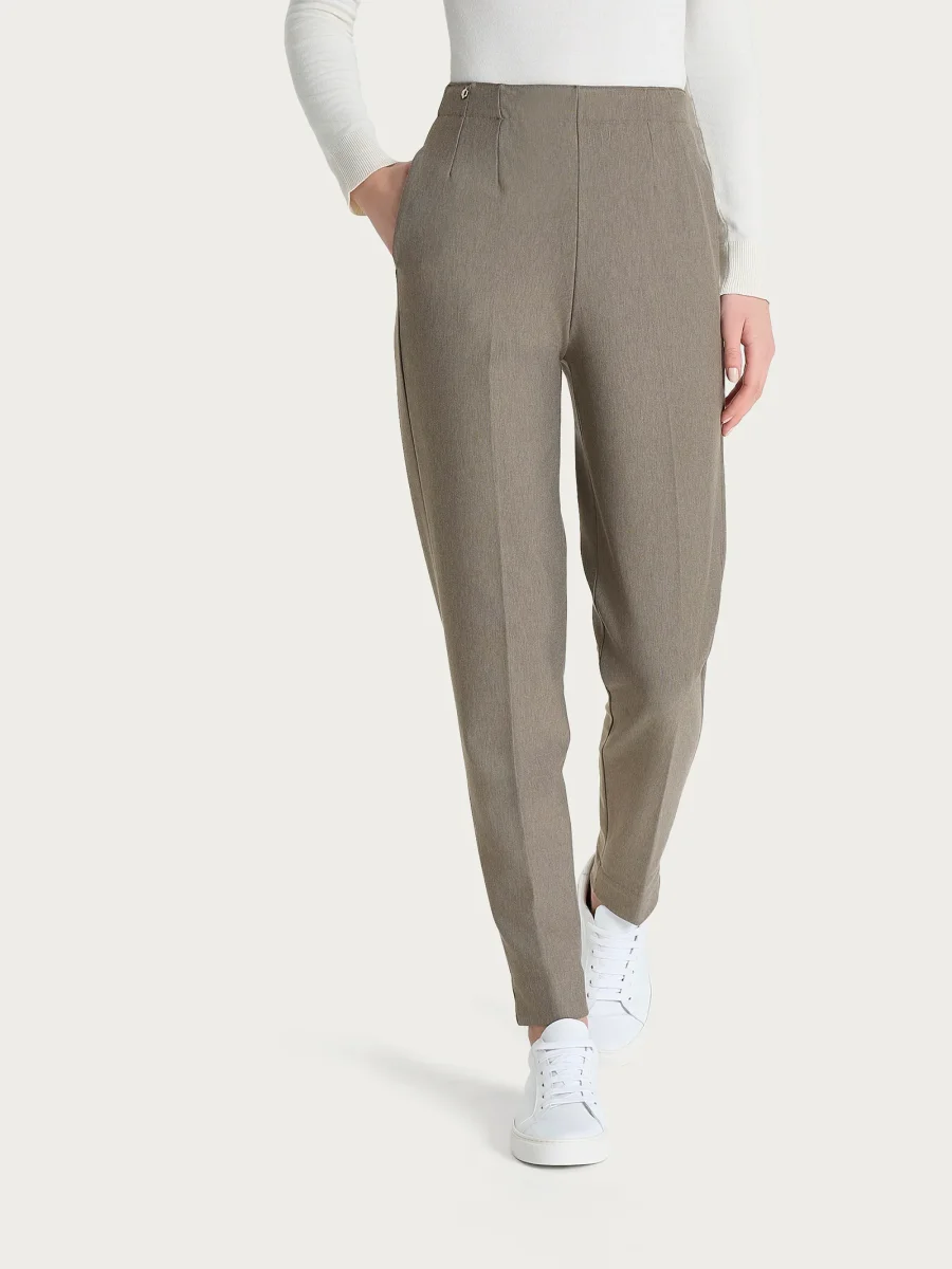 Pantalone a carota con tasche in tessuto Compact - Glace' Mel.