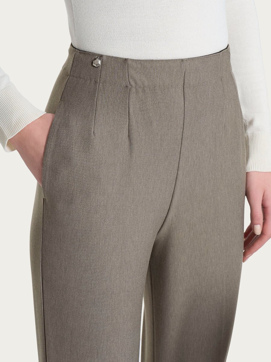 Pantalone a carota con tasche in tessuto Compact - Glace' Mel. - immagine 6