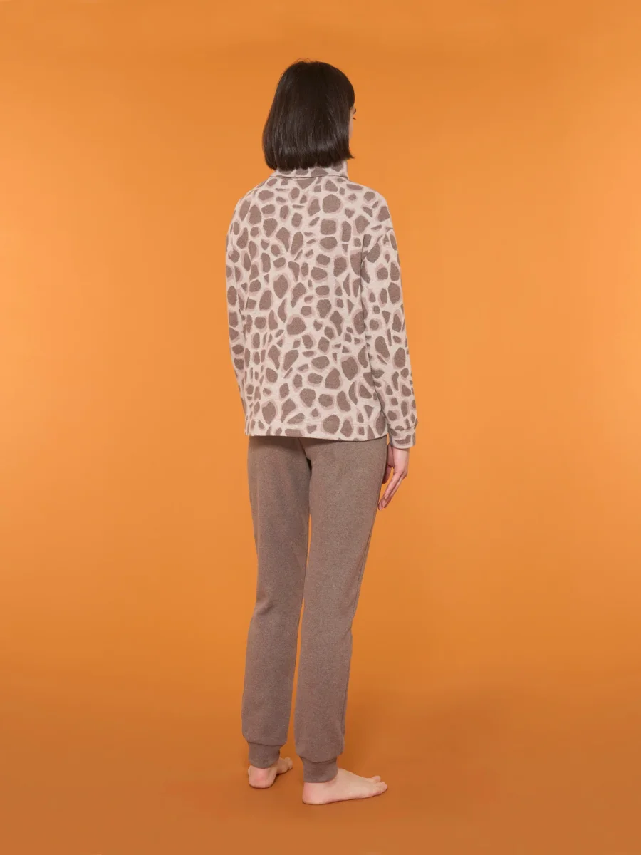 Pigiama a ciambella con fantasia animalier in cotton eco pile - Fant.Caffe' - immagine 3