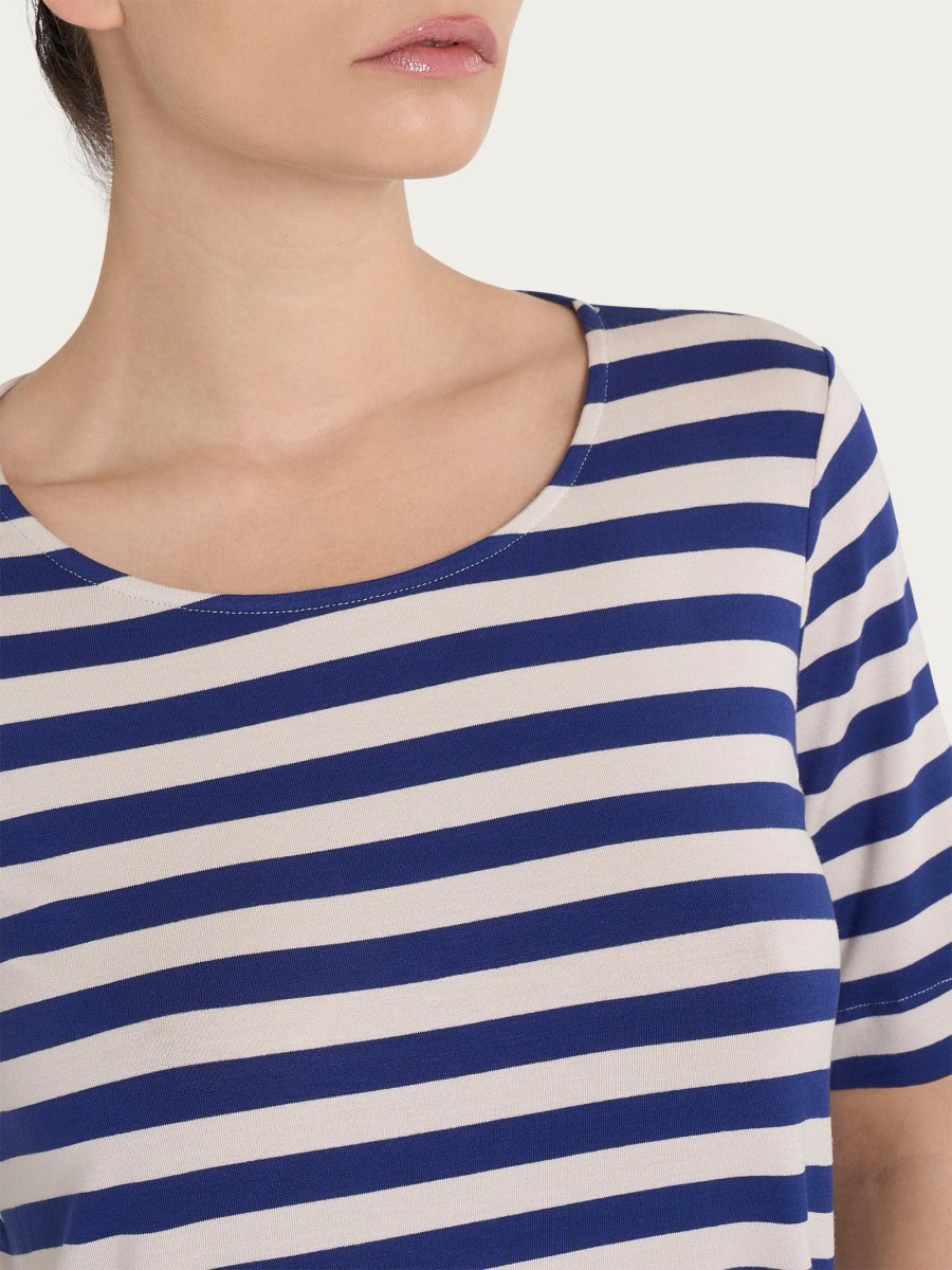 Maglietta girocollo con stripes in Viscosa Summer - Fant. Blueberry Riga Pari - immagine 4