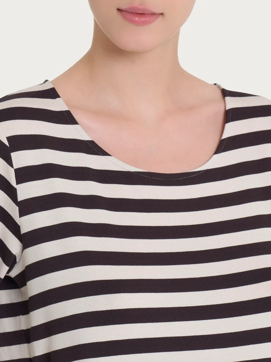 Maglietta girocollo con stripes in Viscosa Summer - Fant. Chocolate Torte Riga Pari - immagine 4