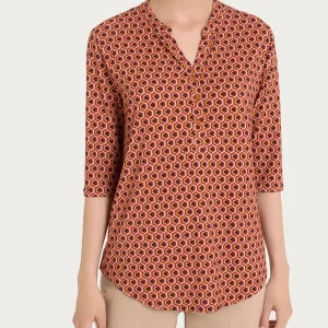 Maglietta con manica 3/4 e hexagon pattern in jersey di viscosa Crêpe - Fant. Red Ochre