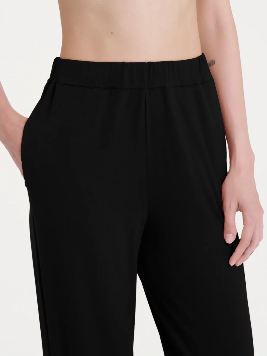 Pantalone ampio tinta unita in Viscosa Summer - Nero - immagine 4