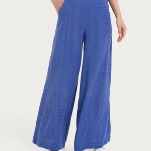 Pantalone a palazzo con tasche e hexagon pattern in Ecoseta - Fant. Dazzling Blue