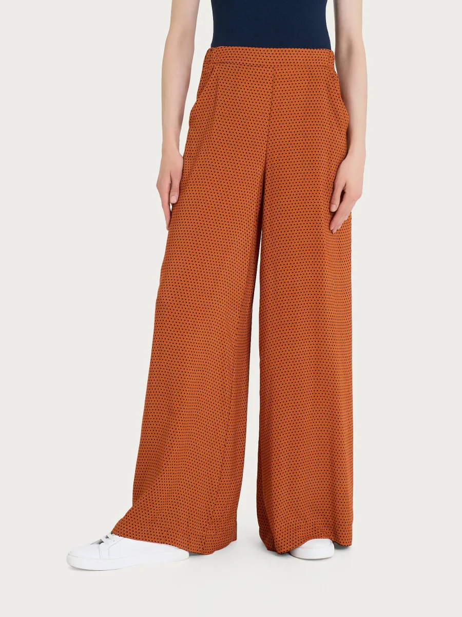 Pantalone a palazzo con tasche e hexagon pattern in Ecoseta - Fant. Red Ochre