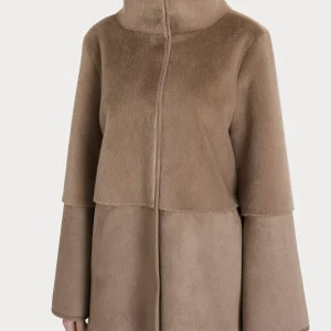 Giacca lunga con collo alto double-face in Vegan Shearling  - Pine Bark