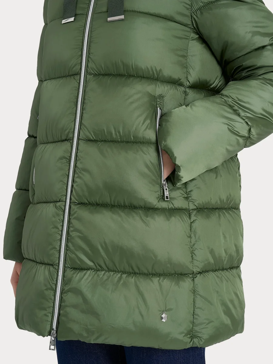 Piumino lungo con cappuccio in Vegan Down - Bronze Green - immagine 4