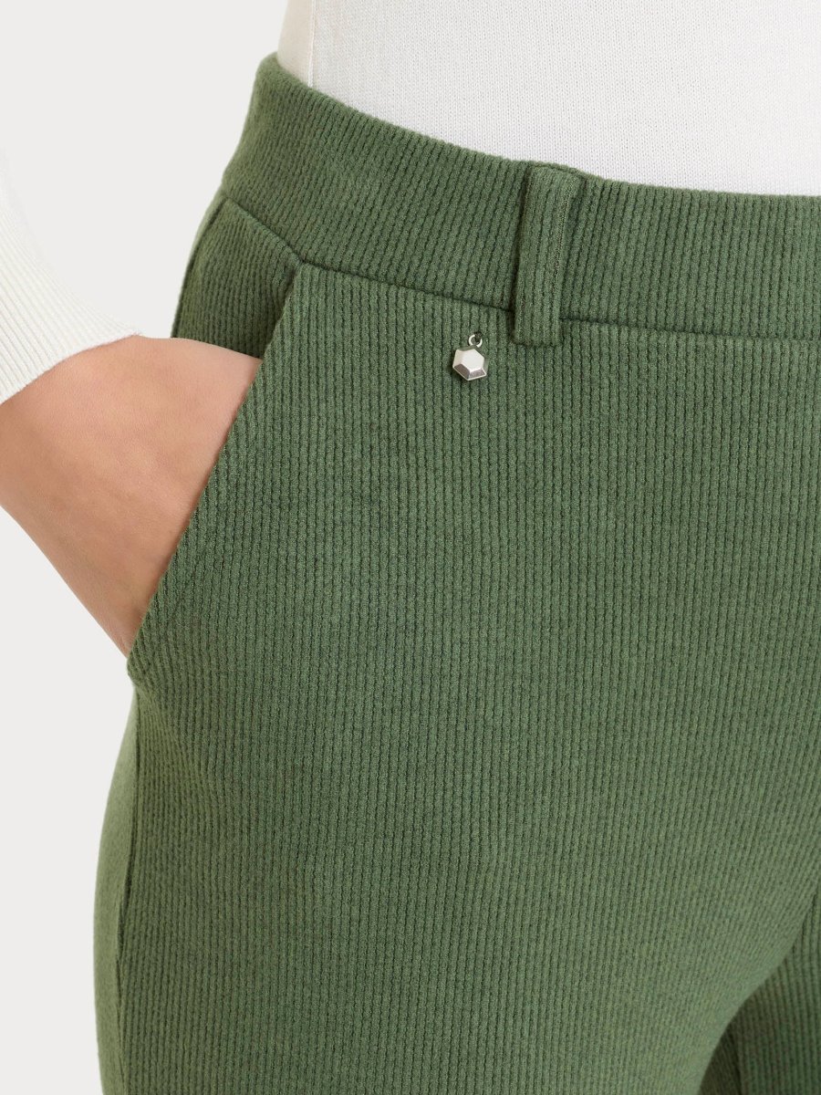 Pantalone dritto con tasche in Velvet - Bronze Green - immagine 4