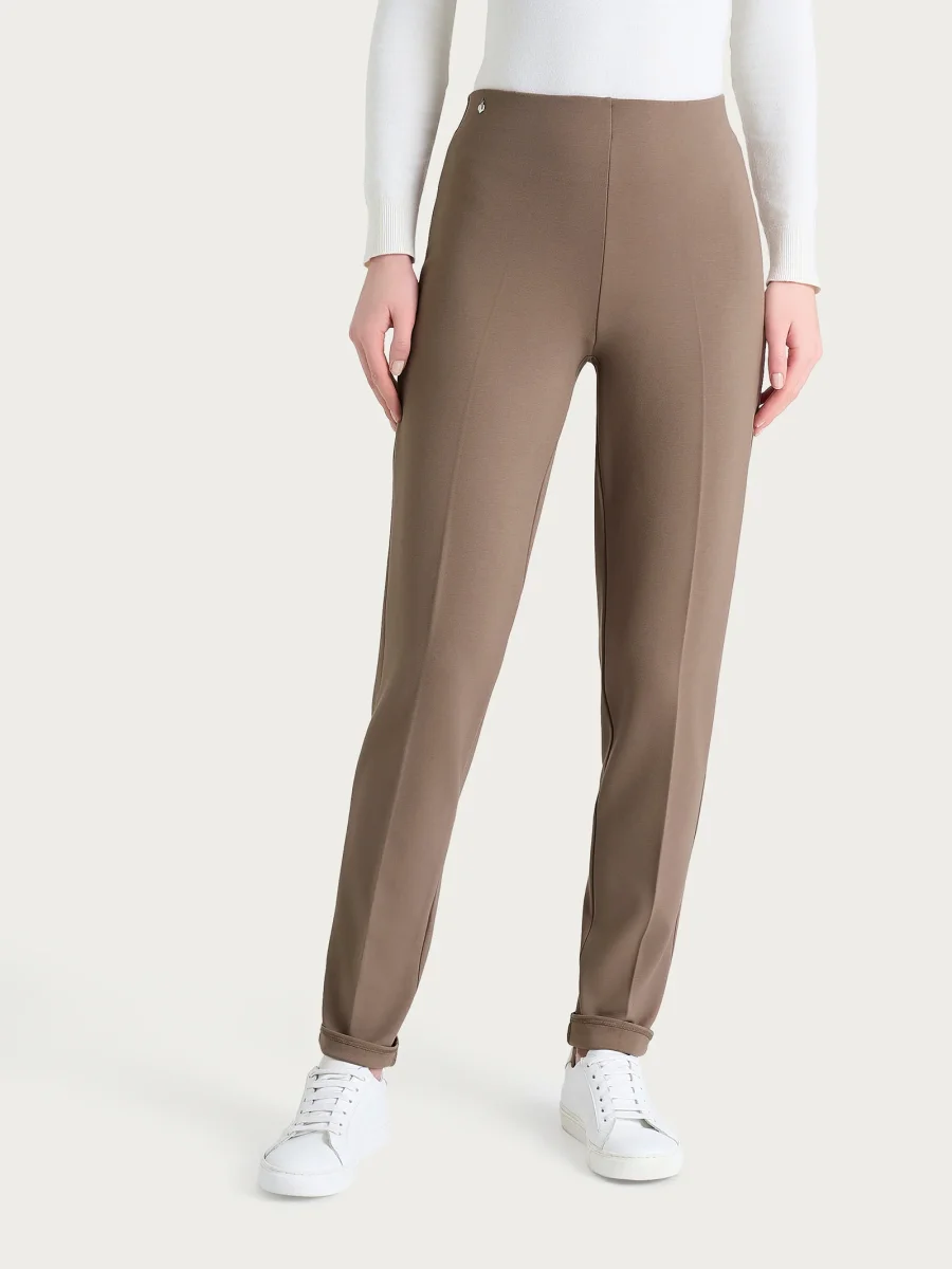 Pantalone a sigaretta con risvolto in Cashmere Compact - Pine Bark - immagine 3