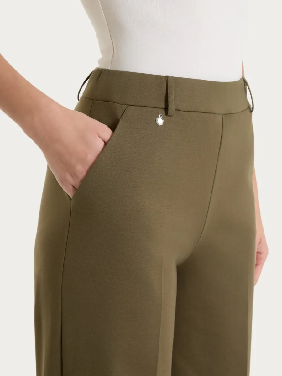 Pantalone a palazzo con tasche in Compact Light - Dark Olive - immagine 4
