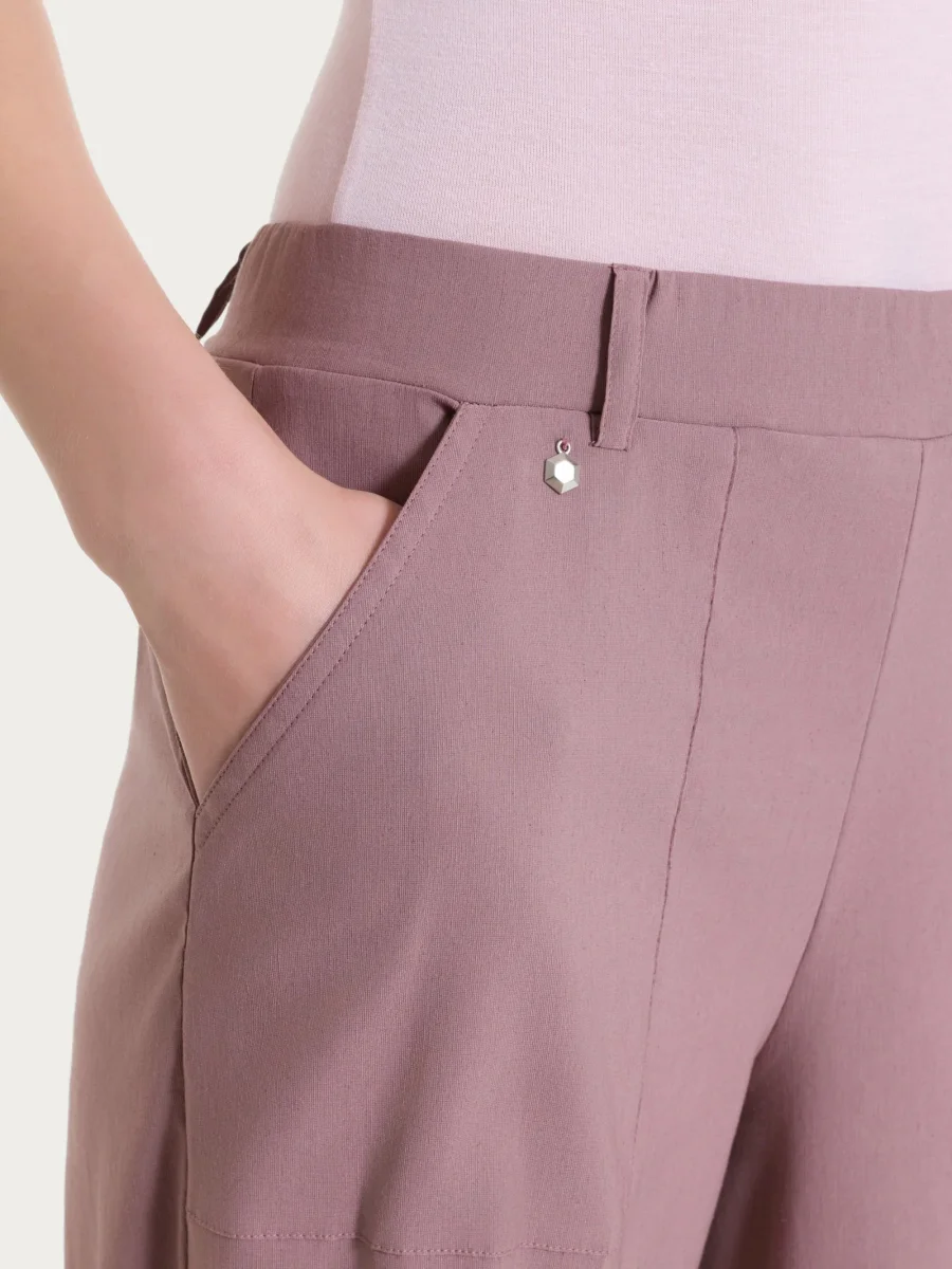 Pantalone a palazzo con tasche in Linen Super Fresh - Twilight Mauve - immagine 4