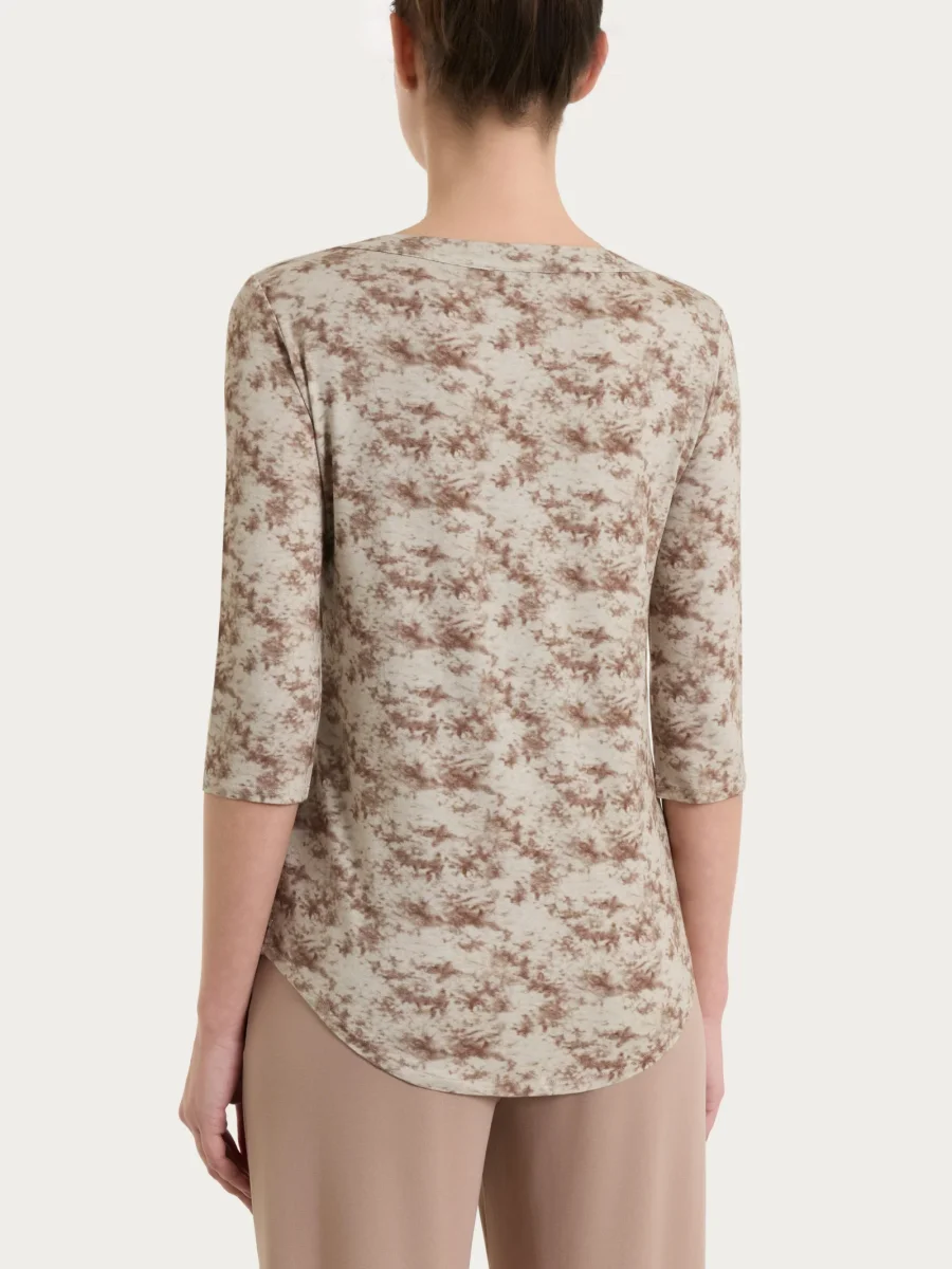 Maglietta girocollo con fantasia sfumata in jersey di viscosa crêpe - Fant. Dark Olive - immagine 3