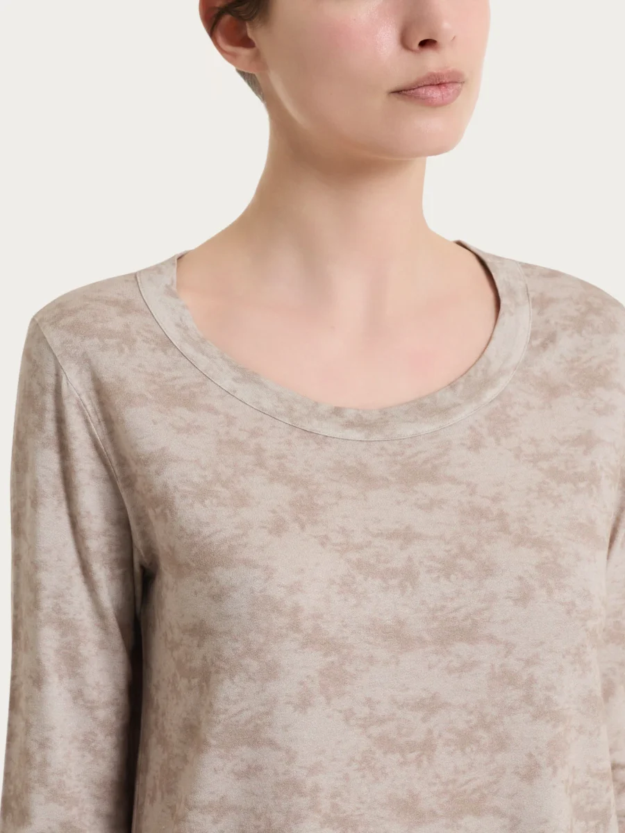 Maglietta girocollo con fantasia sfumata in jersey di viscosa crêpe - Fant. Plaza Taupe - immagine 5