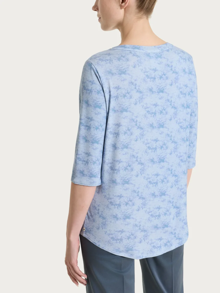 Maglietta girocollo con fantasia sfumata in jersey di viscosa crêpe - Fant. Dusty Blue - immagine 3