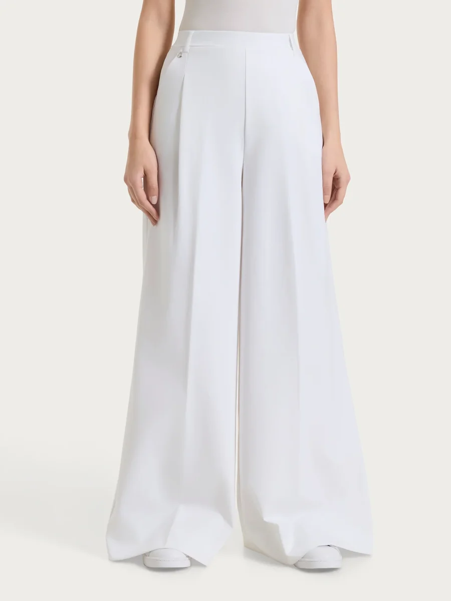 Pantalone lungo a palazzo con tasche e pinces in Compact Light - Bianco