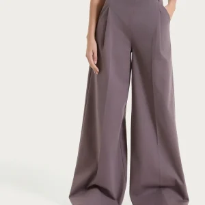 Pantalone lungo a palazzo con tasche e pinces in Compact Light - Plum Truffle