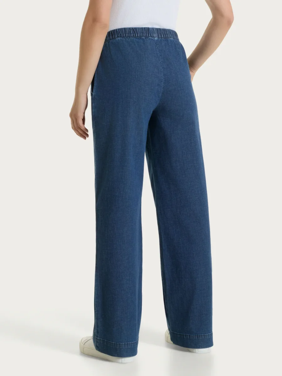 Jeans ampio con tasche e vita piatta in Super Light Denim - Indigo - immagine 3