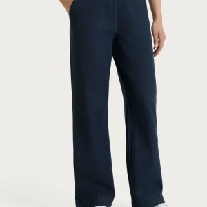 Jeans ampio con tasche e vita piatta in Super Light Denim - Dark Indigo