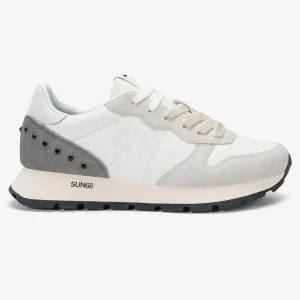 Sneakers in pelle con borchie