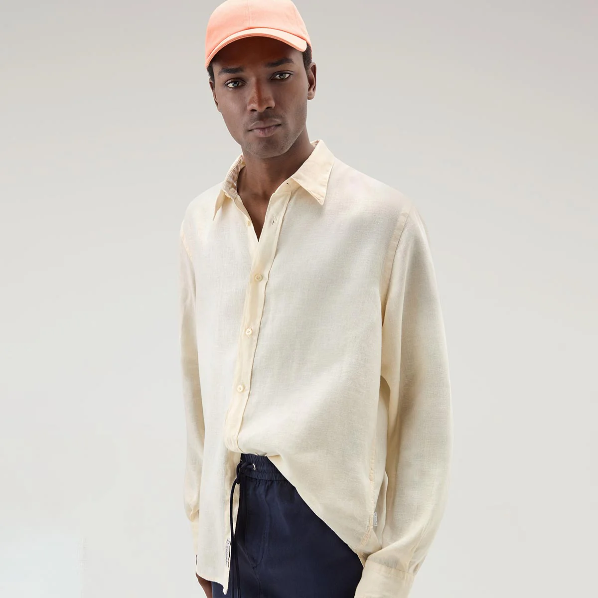 Camicia in lino crema - immagine 5