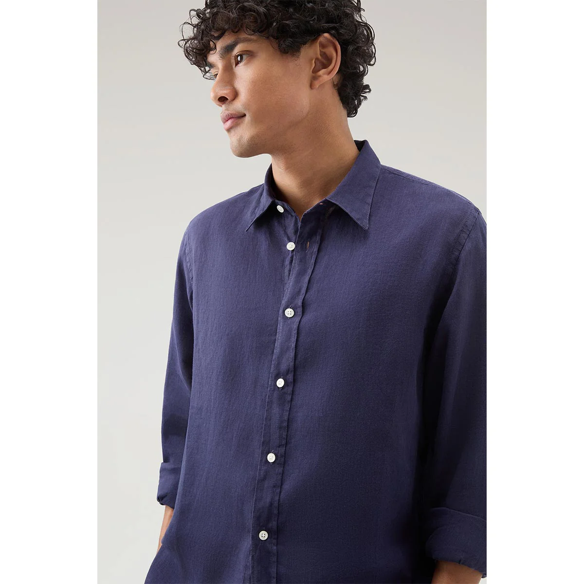 Camicia in lino bluette - immagine 5