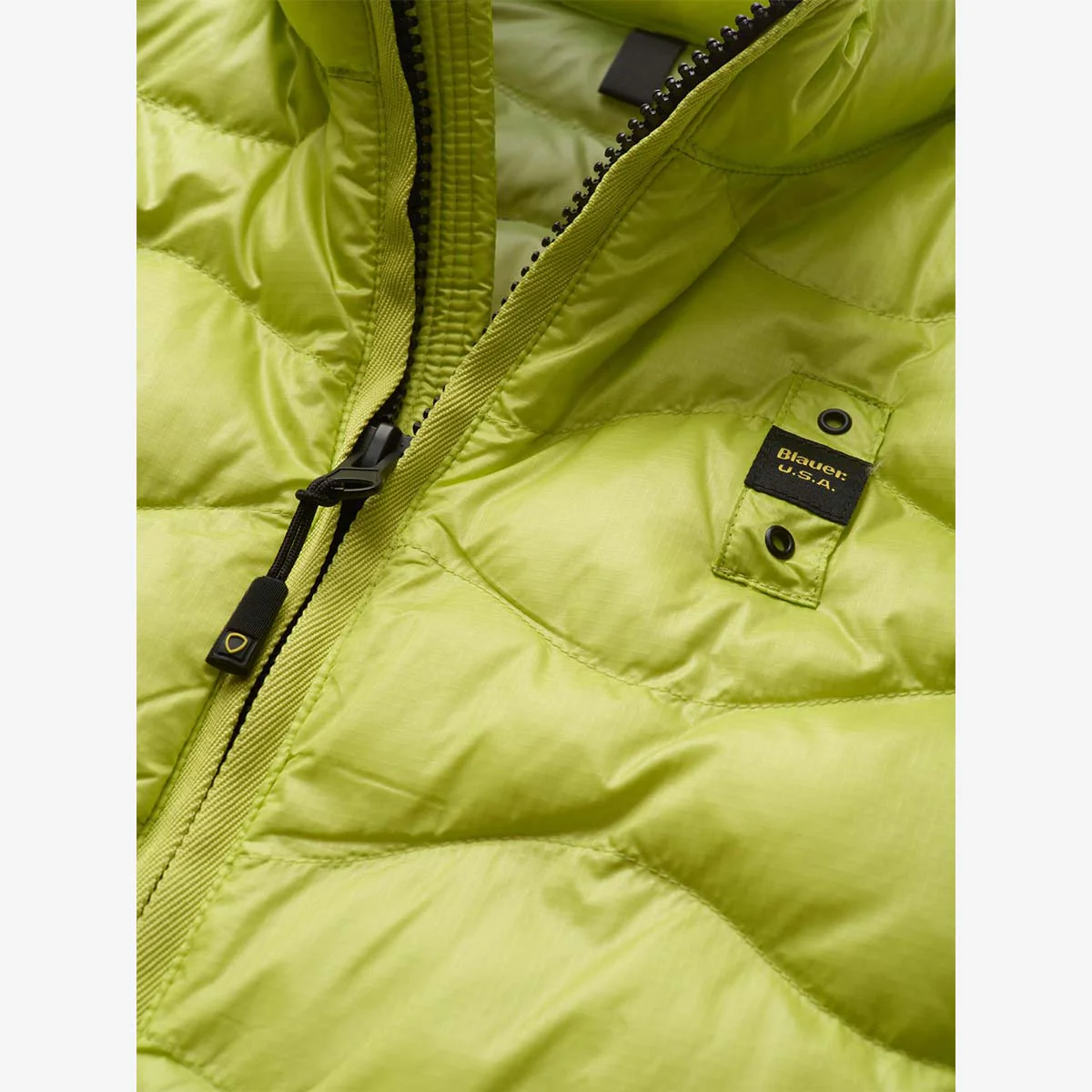 Gilet smanicato piumino a onde - immagine 6